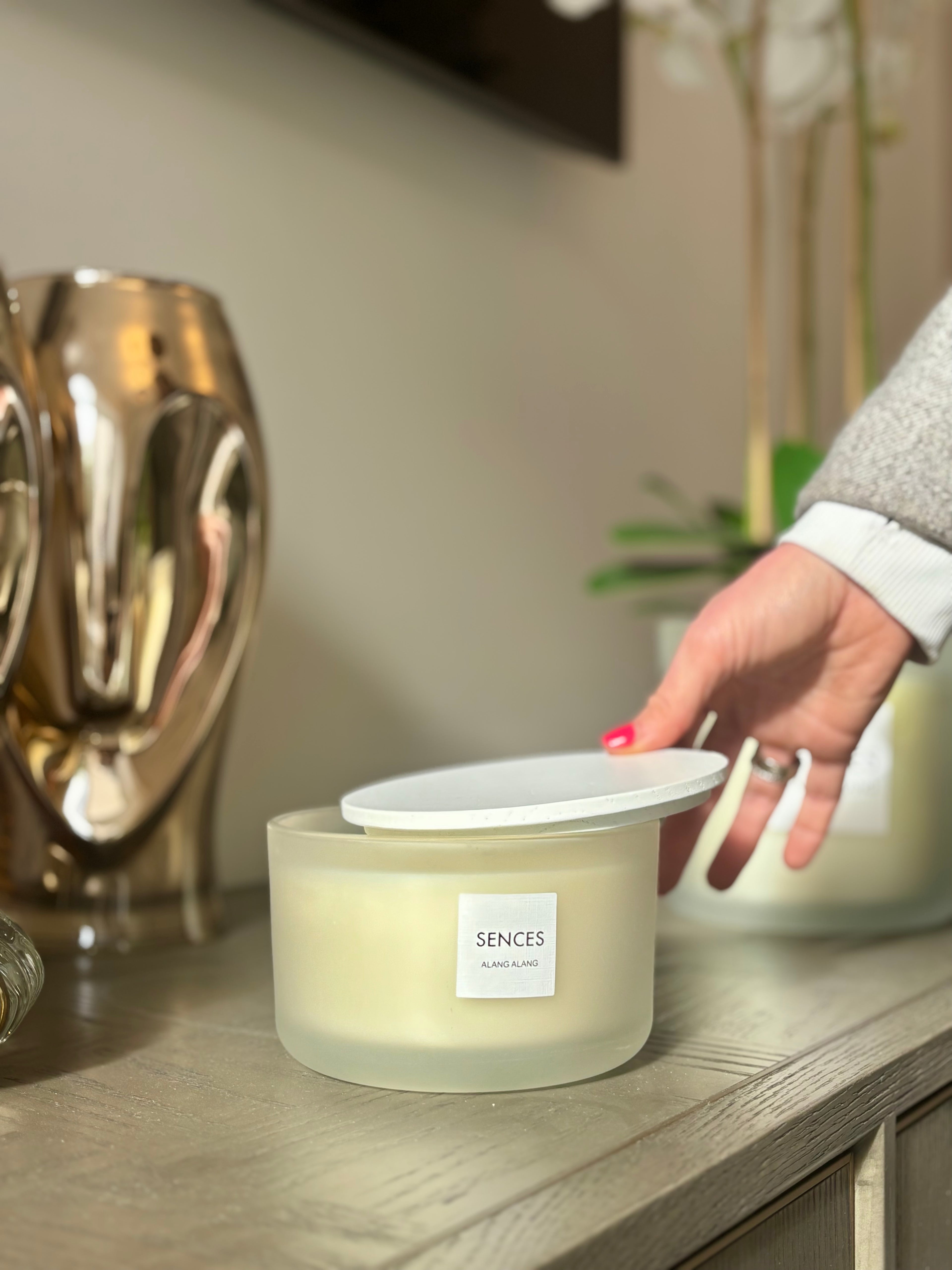 Sences White Alang Alang Lidded Candle